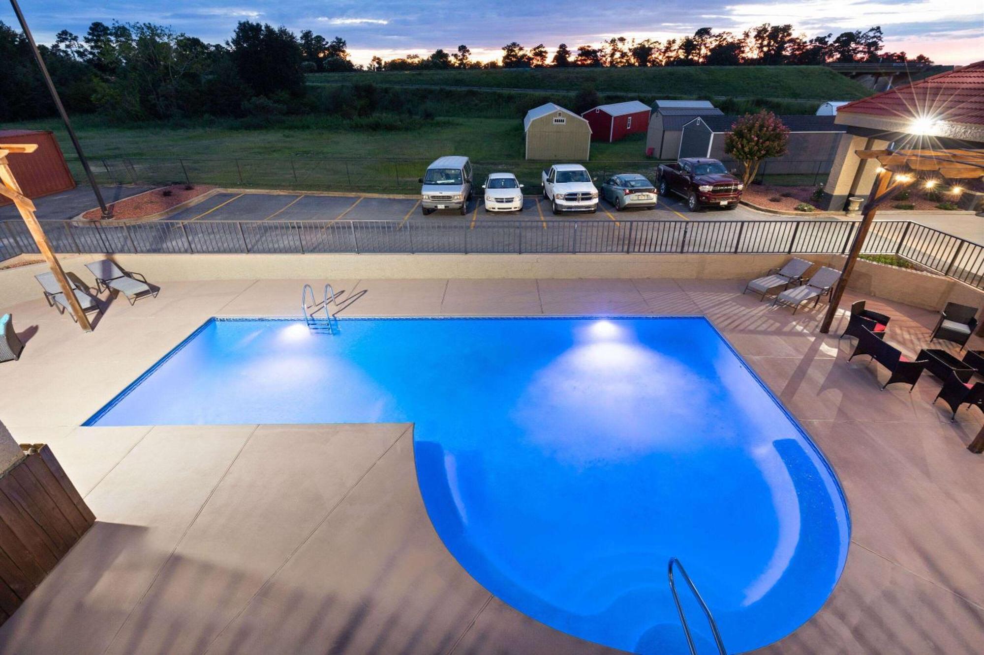 Ramada By Wyndham Bainbridge Hotel Exterior foto